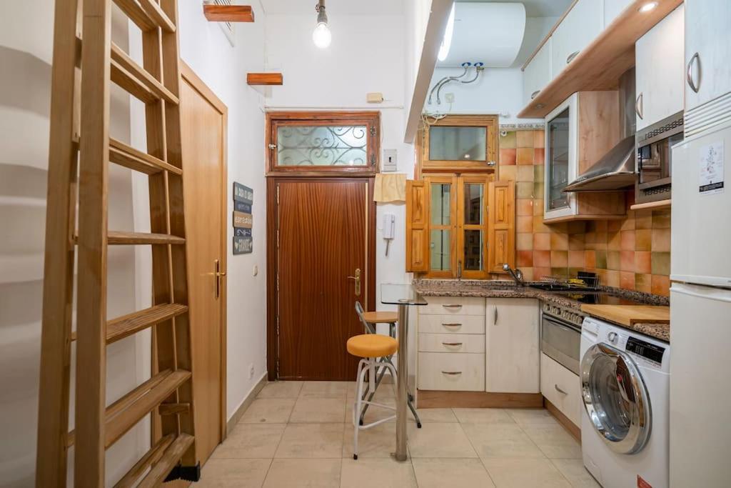 Studio Near Embajadores And Atocha Madrid Exterior foto